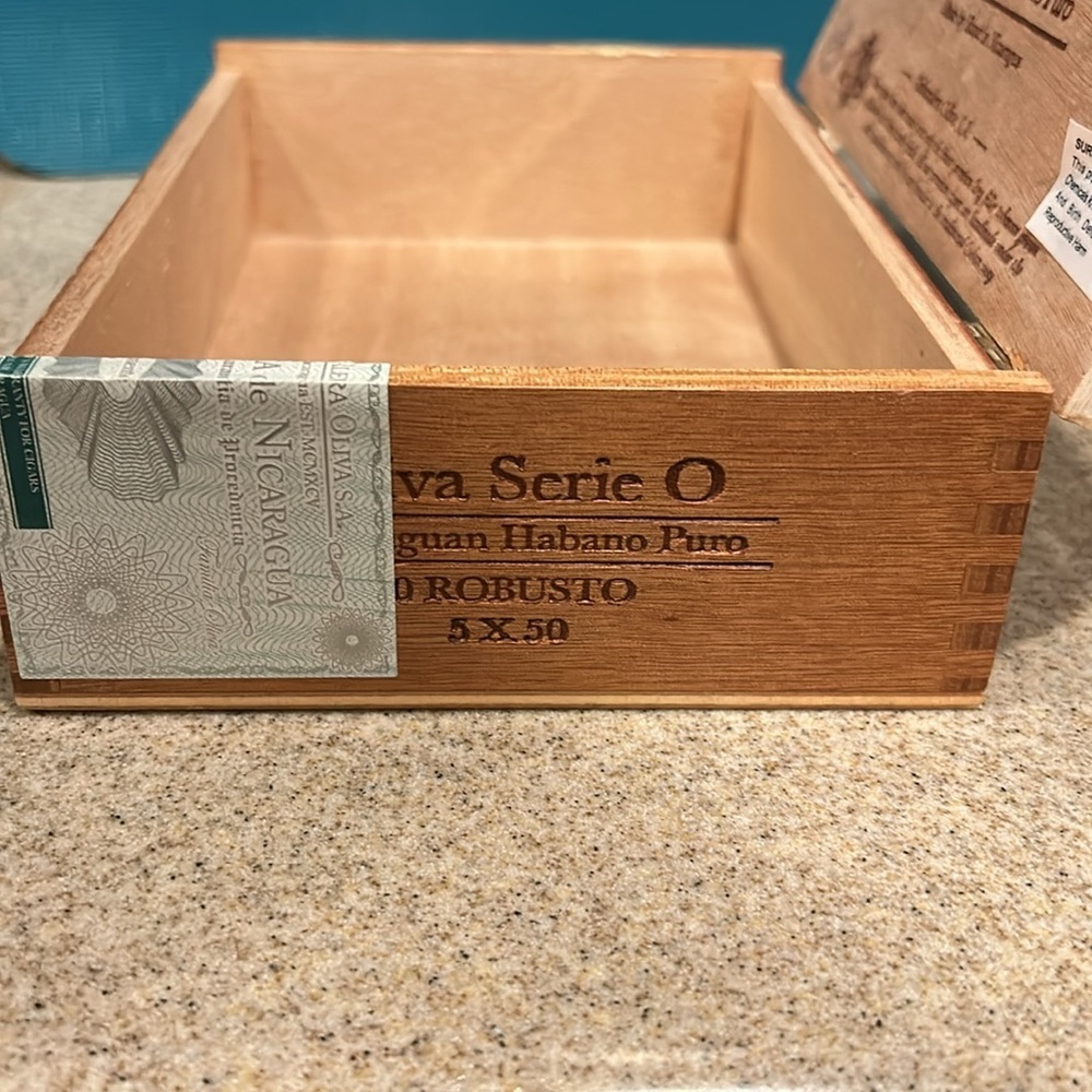 Cigar box. Olivia Serie O - Picture 4 of 11